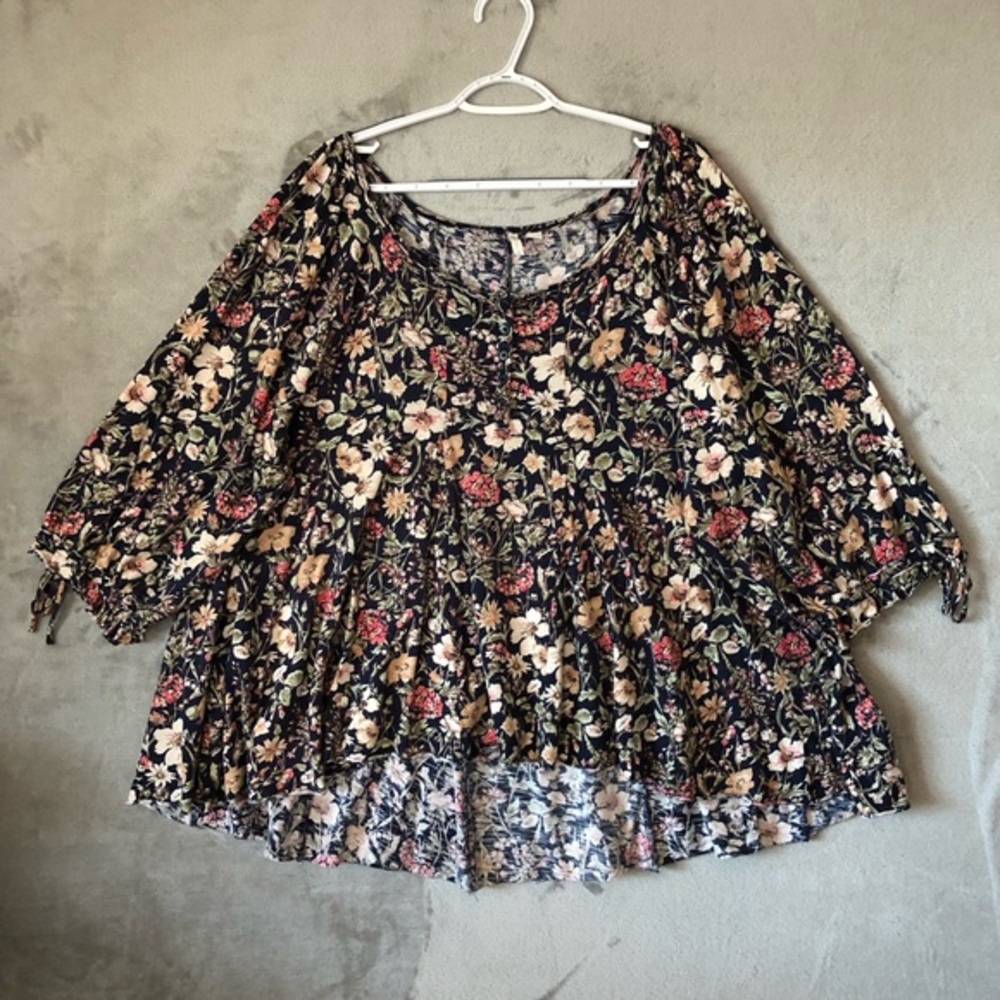 Cato Floral Blouse Size 14/16W Round Neck‎ Casual Everyday